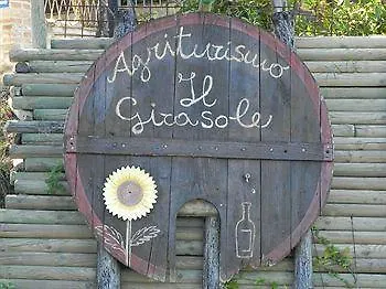 فندق Il Girasole سان جيمينيانو